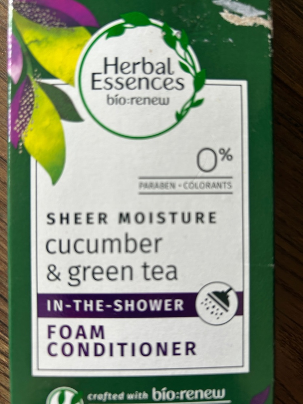 Herbal Essences Sheer Moisture Cucumber & Green Tea Foam Conditioner - Green - Picture 2 of 3